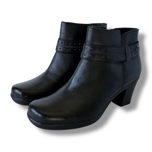 Clarks Black Dream Belle Bendable Ankle Boots with Chunky Block Heel Sz 6